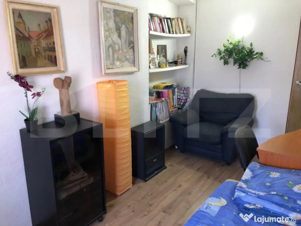 Casa cu doua corpuri, Zarnesti, pretabil pensiune sau casa d