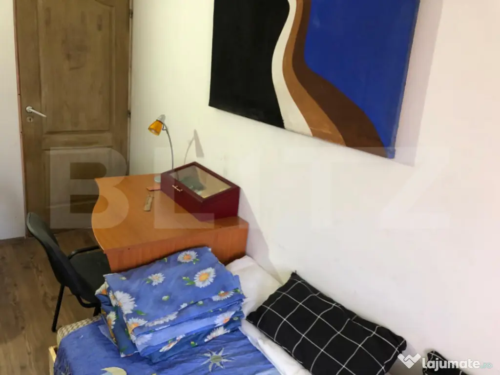 Casa cu doua corpuri, Zarnesti, pretabil pensiune sau casa d