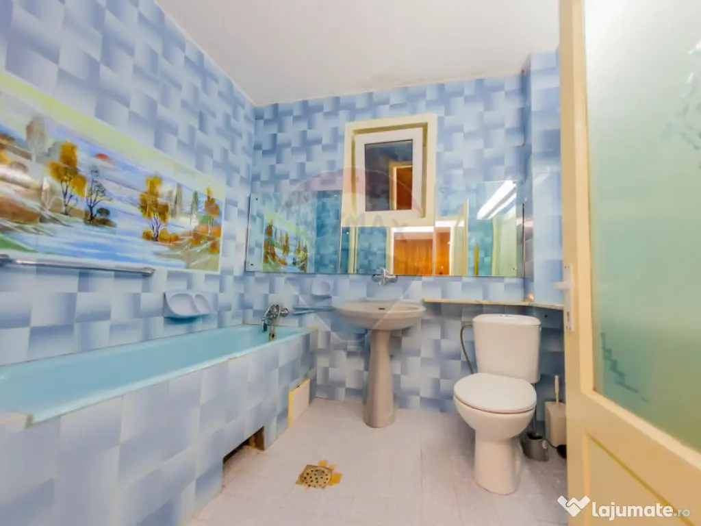 Cladire de inchiriat - in zona Parcul Mare ( camin de bat...