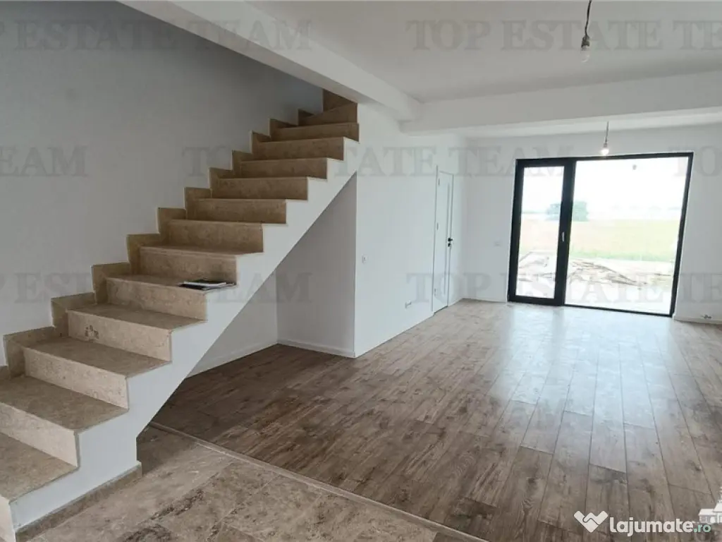 Duplex 4 camere in Tunari 