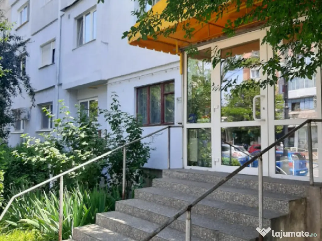 Vanzare Spatiu comercial 