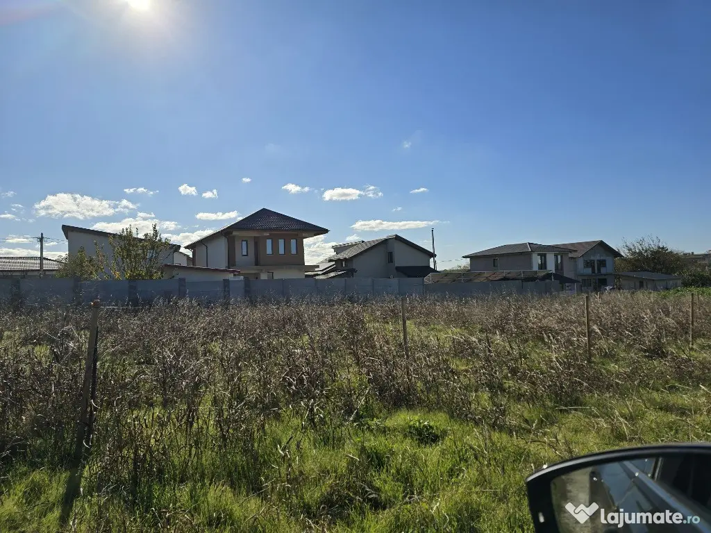 Anunturi vanzari terenuri in Lazu cu PUZ