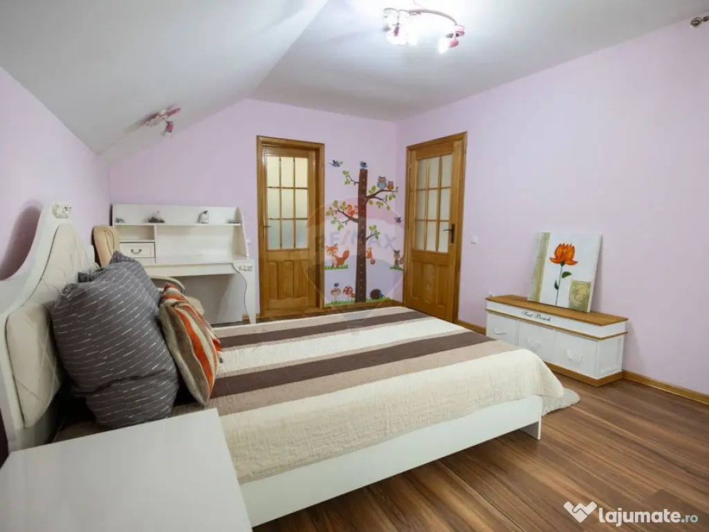 Casa spatioasa de vanzare