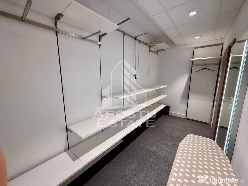 Apartament cu 3 camere, zona Giroc 