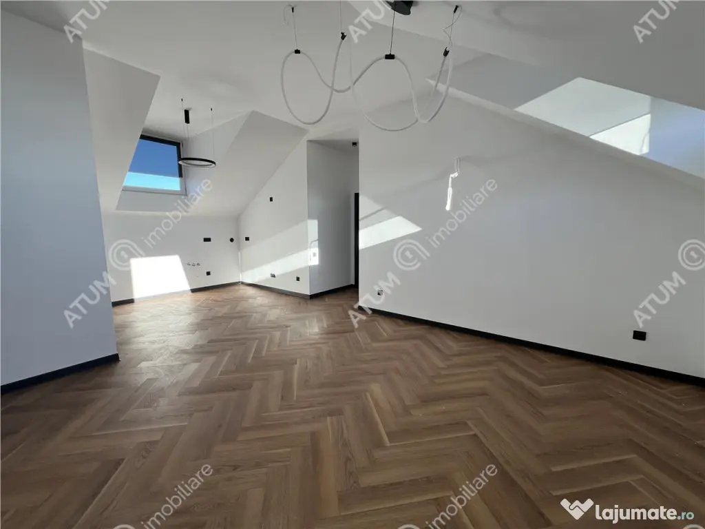 Apartament de 3 camere cu balcon etaj 2 zona Turnisor din Si