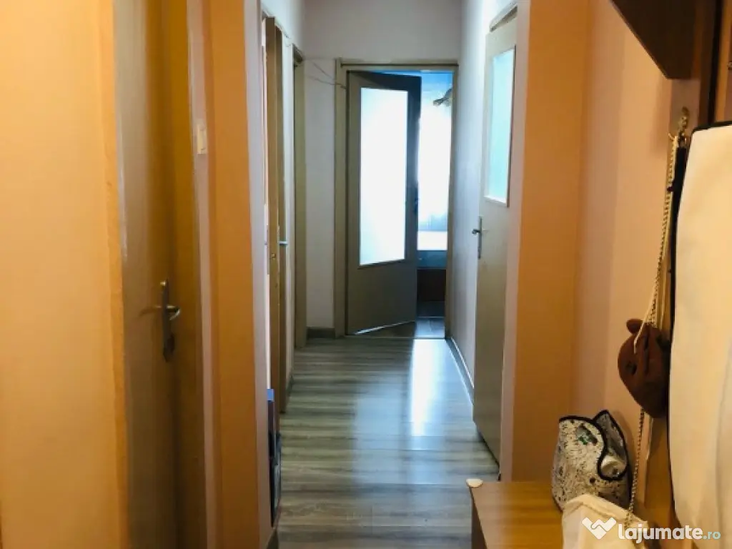 Apartament 4 camere decomandate – zona BIG, Mănăștur 