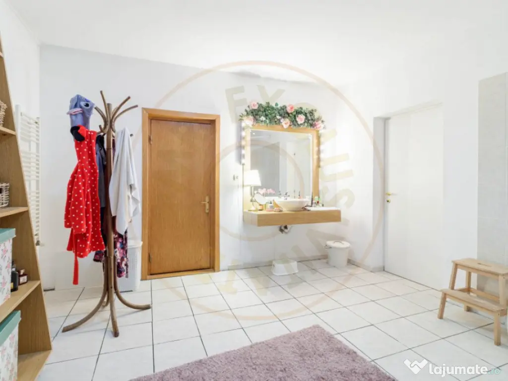 Vila 500mp rezidentiala/comerciala | Curte 590 mp 