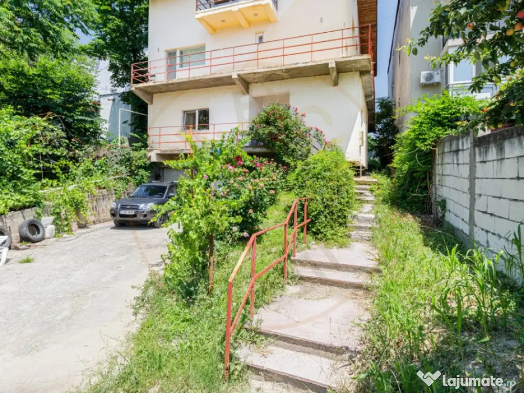 Vila 500mp rezidentiala/comerciala | Curte 590 mp 