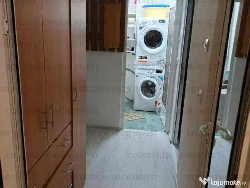 Apartament 3 camere, decomandat - zona Noua