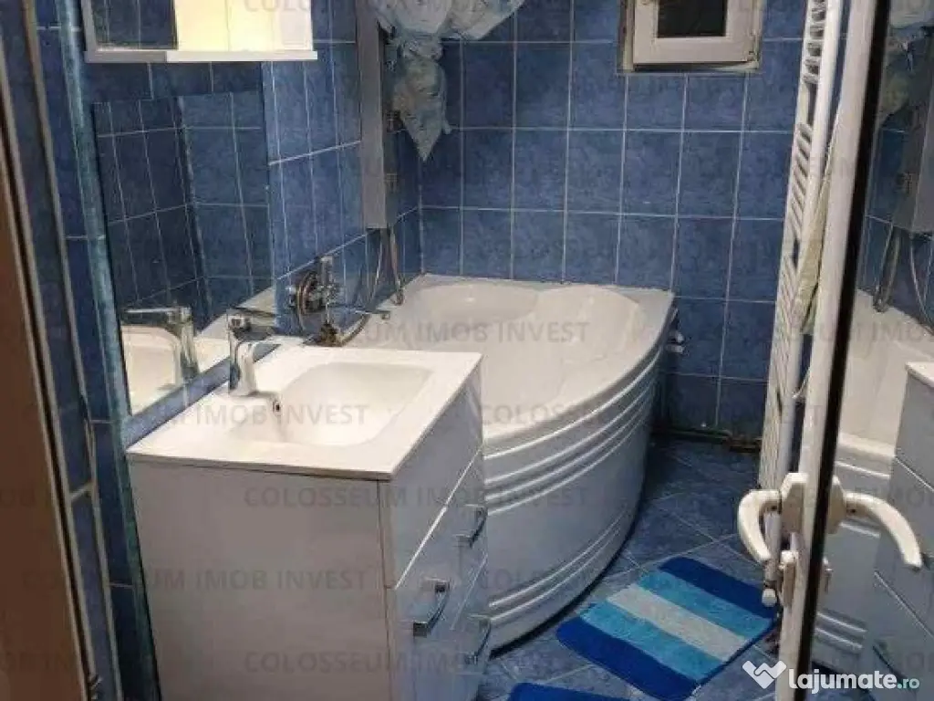 Apartament 3 camere, decomandat - zona Noua