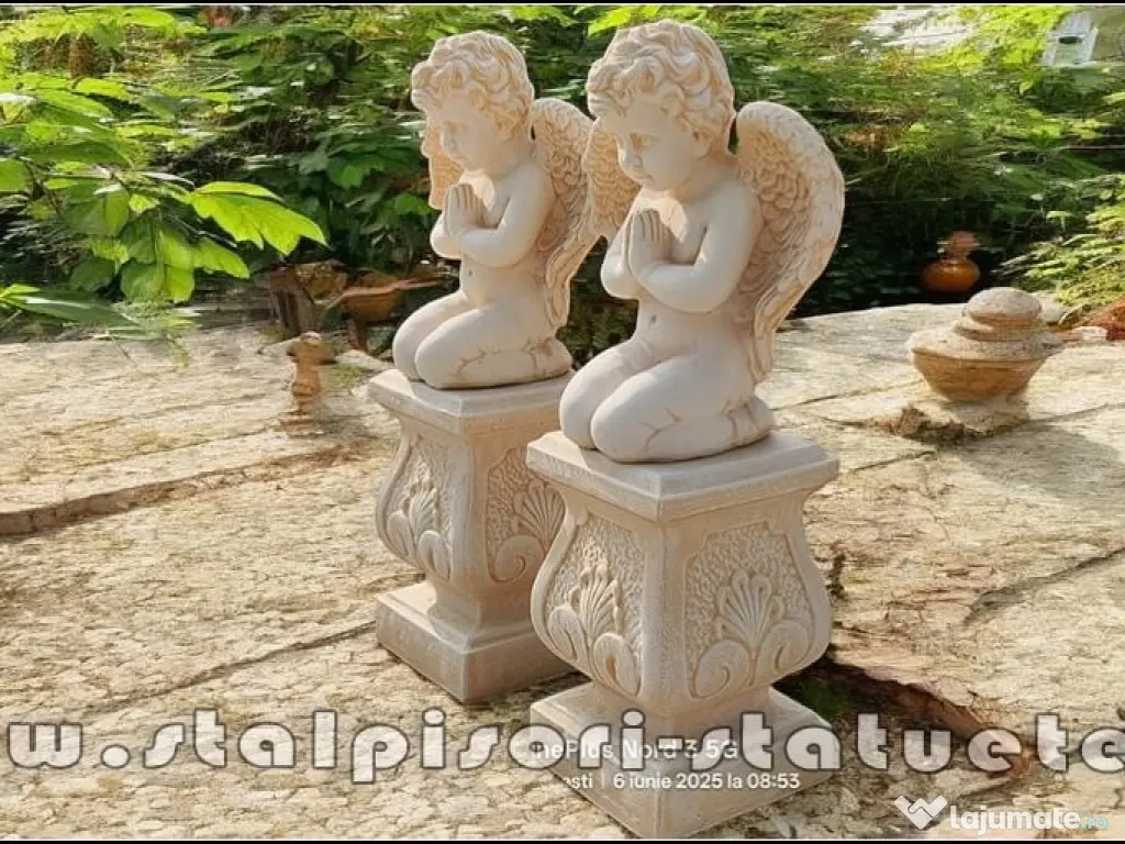 Set doi îngerași cu soclu, galben antichizat, model S4-S27. 