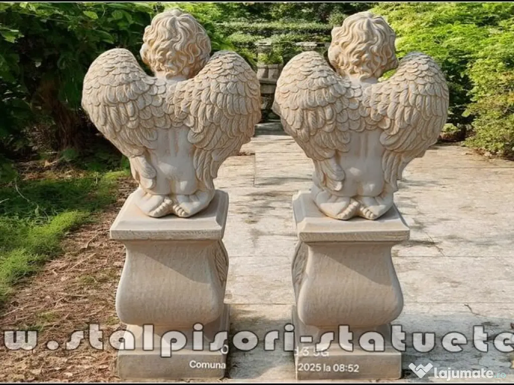 Set doi îngerași cu soclu, galben antichizat, model S4-S27. 