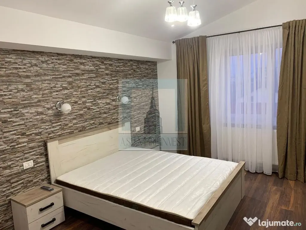 De vanzare apartament 3 camere/ zona Tractorul 
