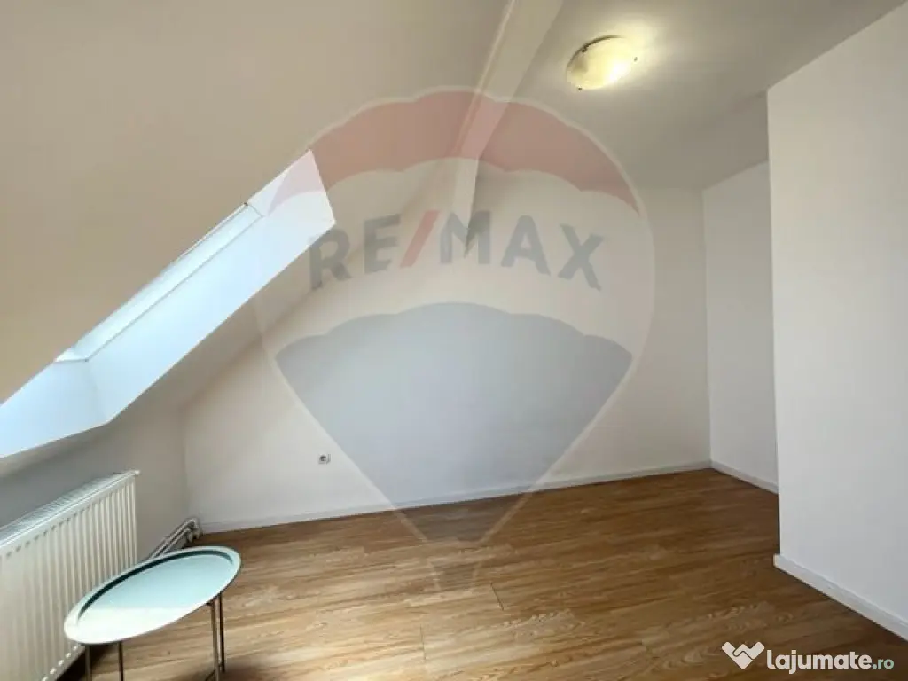 Apartament de inchiriat 3 camere, Aleea Rosiorilor 