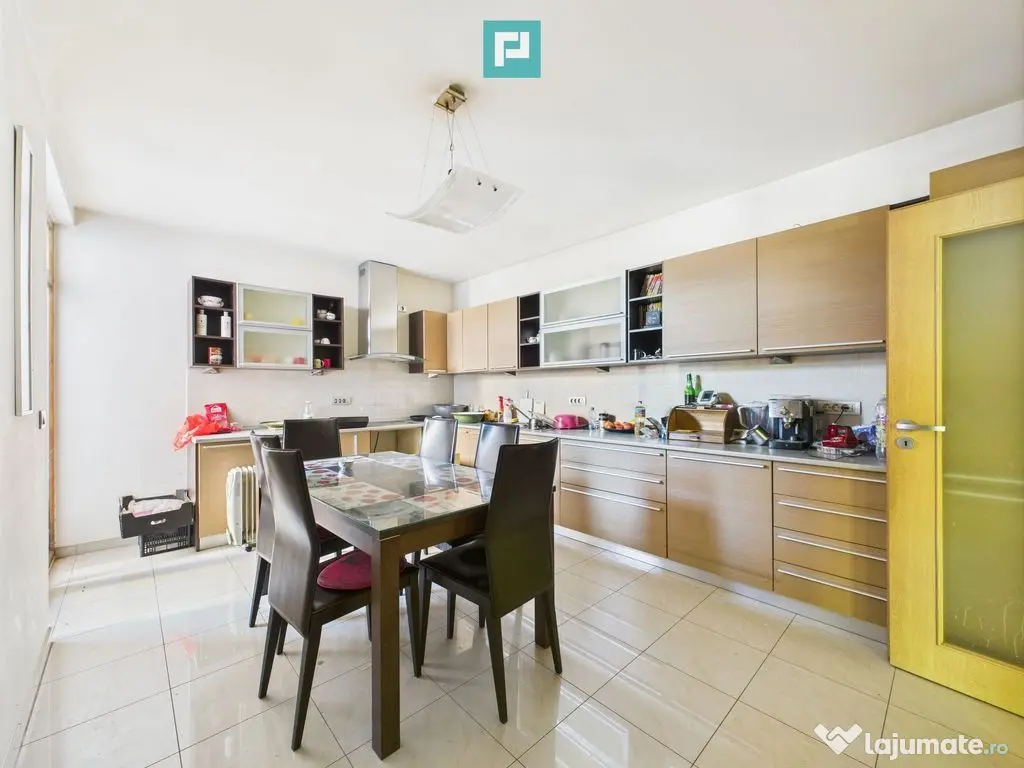 Casă Mehala – Ideală pentru două familii