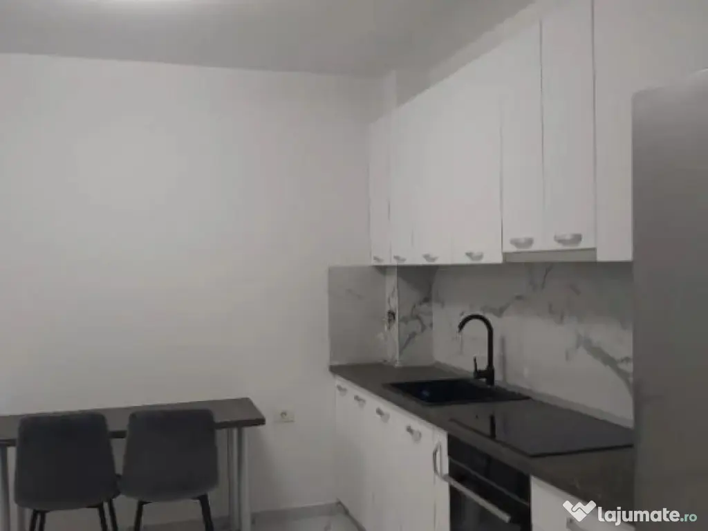 Garsoniera in zona Badea Cartan