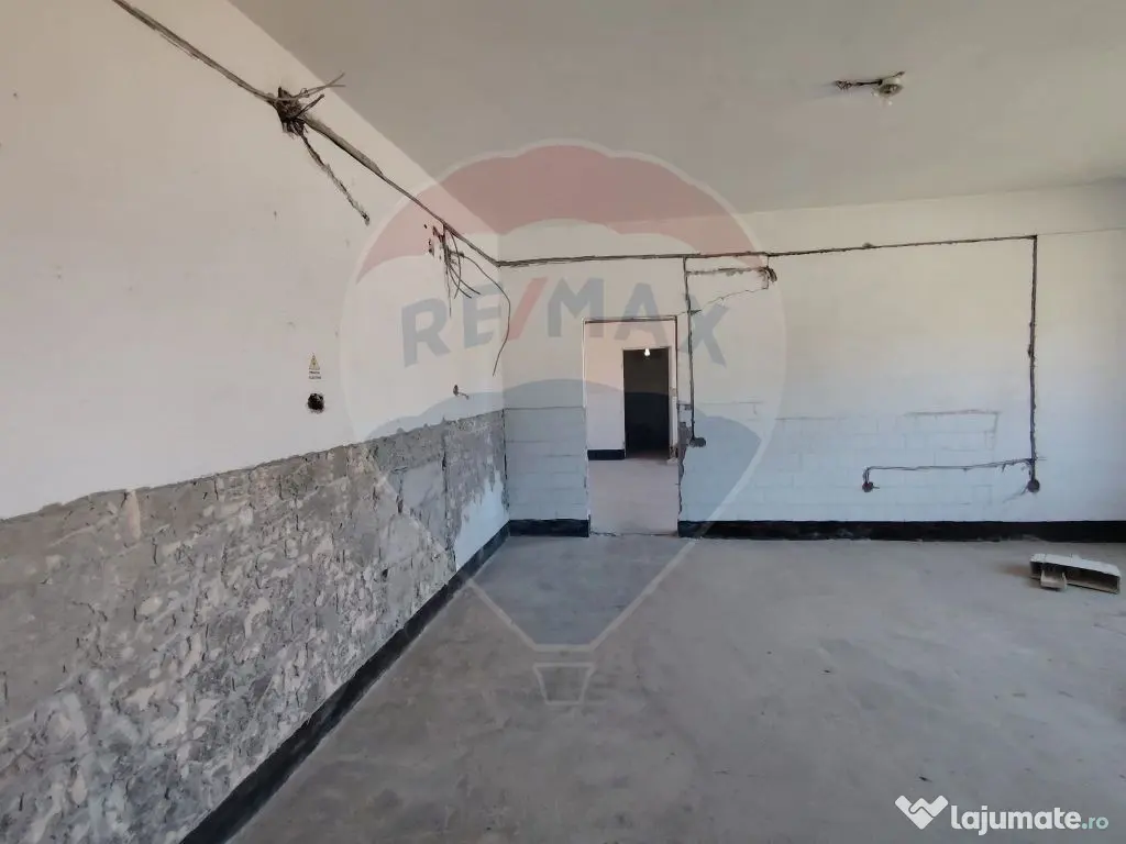 Spațiu de birouri/apartamente de 756m.p. de vânzare