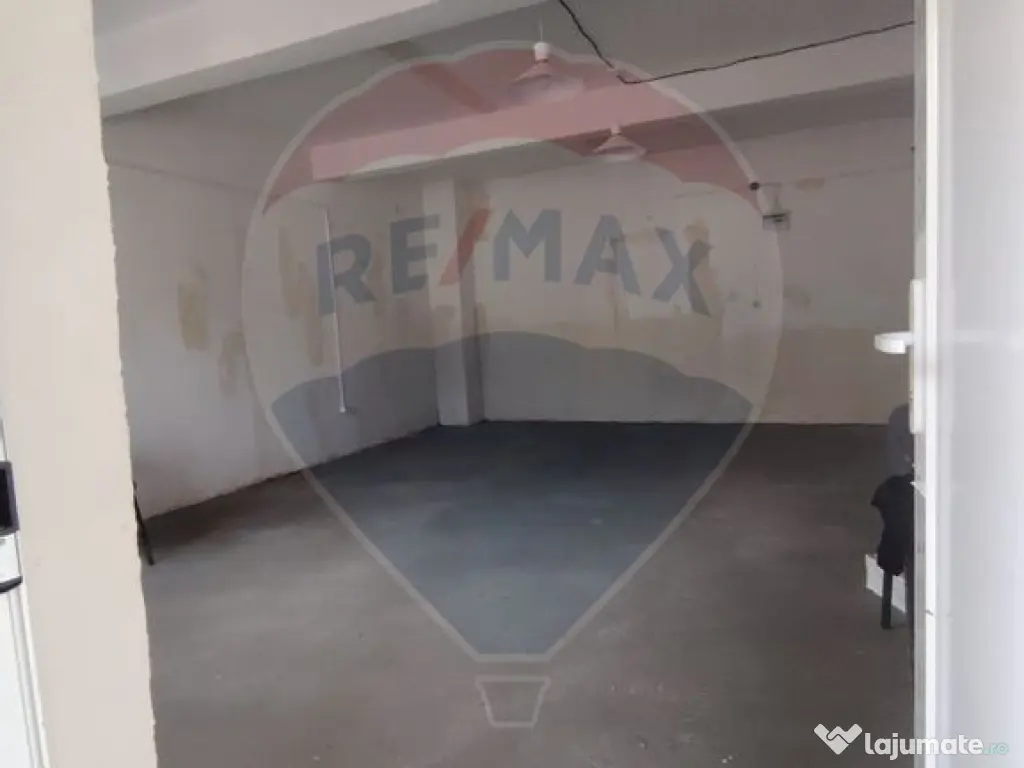 Spațiu de birouri/apartamente de 756m.p. de vânzare