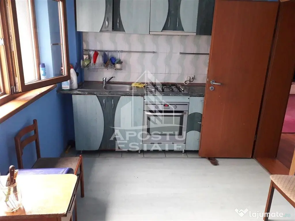 Casa pretabila pt muncitori/after school Calea Lugojului 