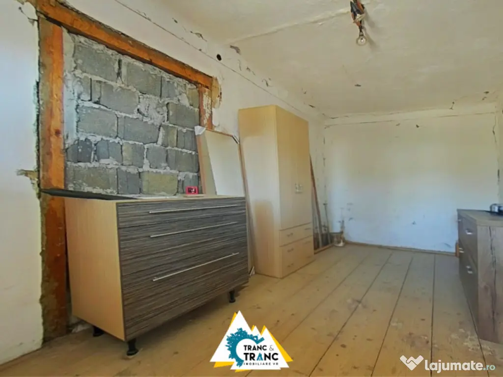 Casă spațioasă cu 3 camere în comuna Vladimirescu – aproape de Arad 