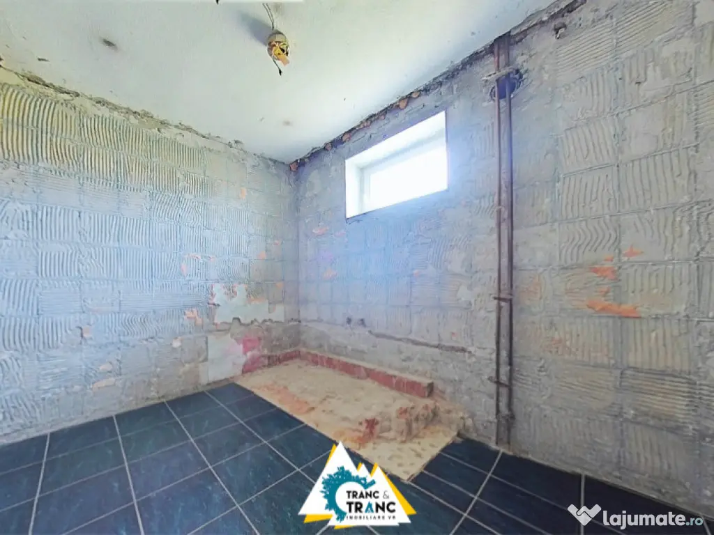 Casă spațioasă cu 3 camere în comuna Vladimirescu – aproape de Arad 