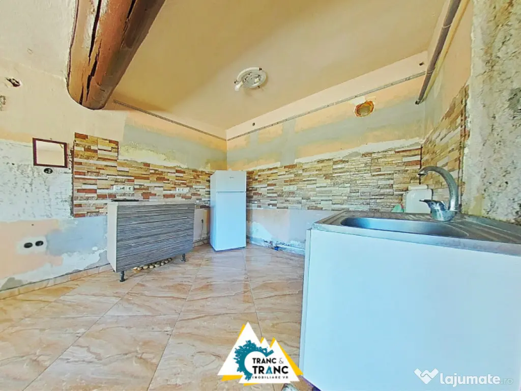 Casă spațioasă cu 3 camere în comuna Vladimirescu – aproape de Arad 