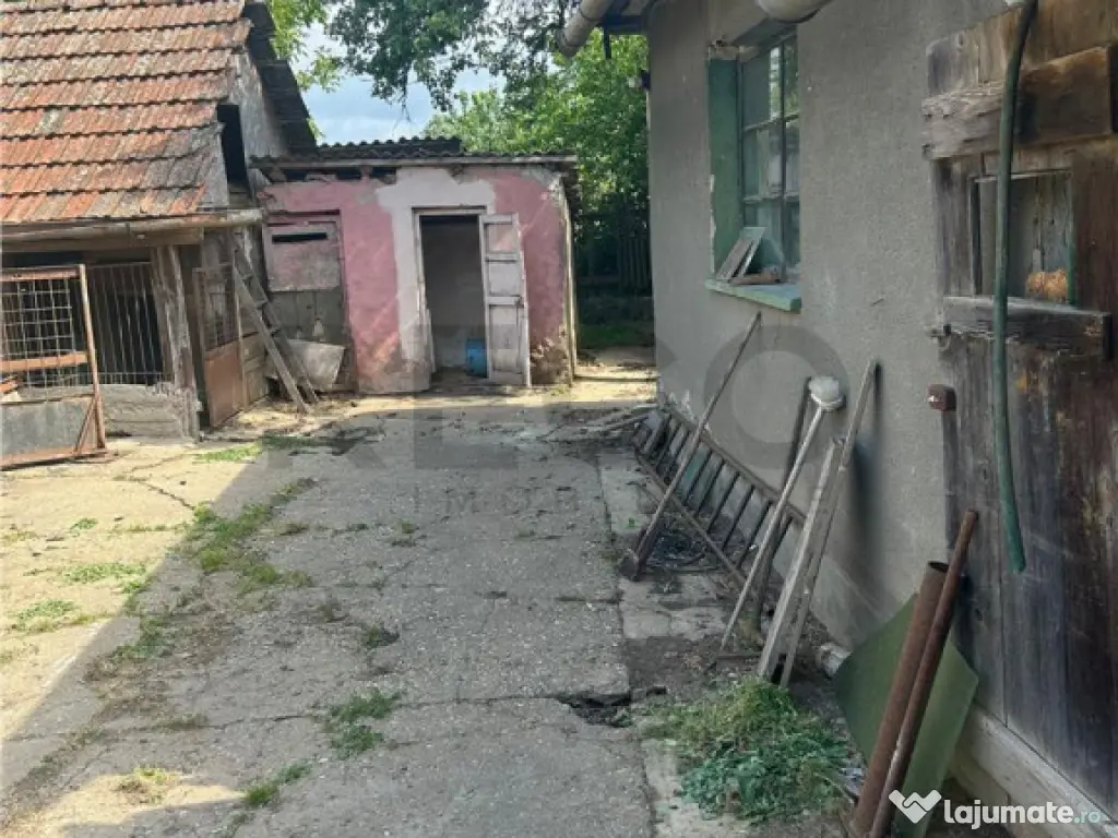 RECO casa batraneasca Sacueni 