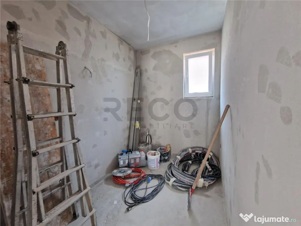 RECO casa interior semifinisat cartier Vienna 