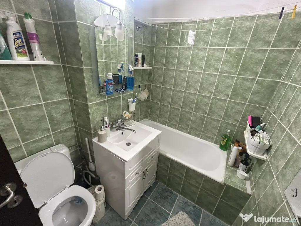 Apartament 3 camere zona Tomis II