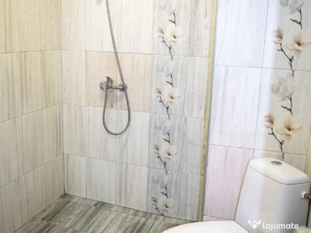 1 camera in zona Dacia