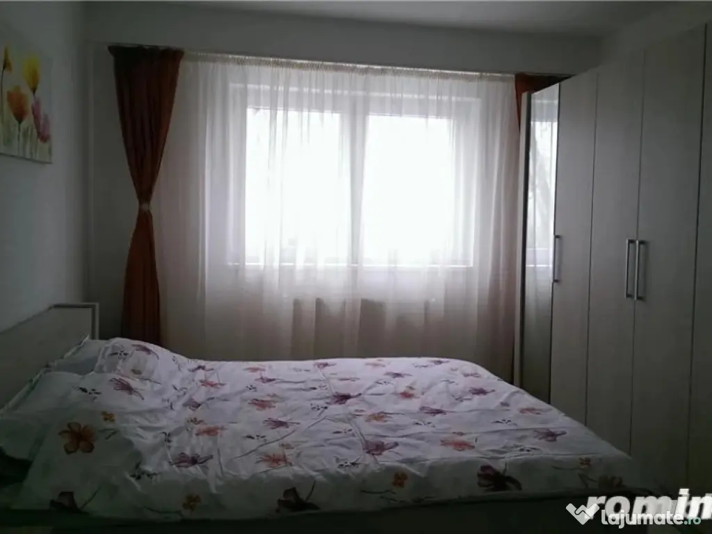 1 camera in zona Tipografilor