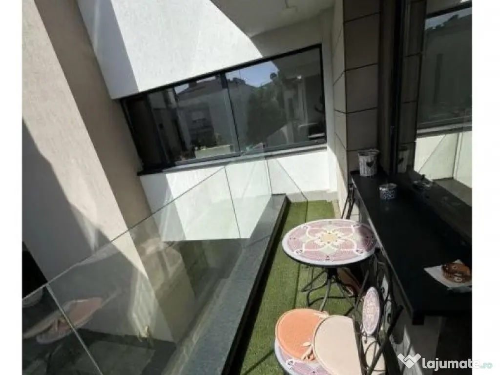 Apartament 3 camere Parcul Carol 