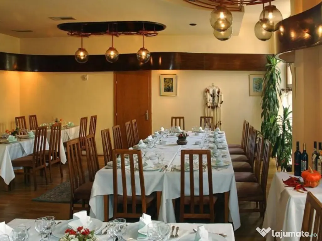 Hotel 4 stele, zona Pta Victoriei,cu restaurant si crama,... 