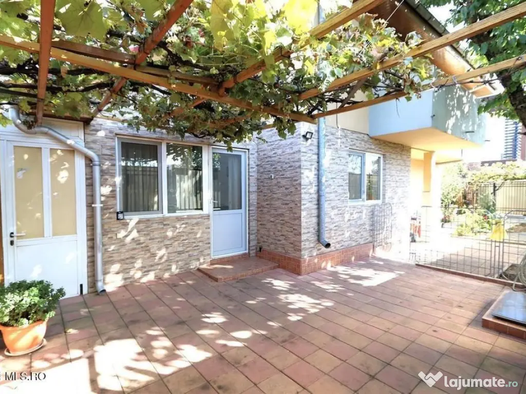 Ovidiu Sud, vila tip duplex P+1E, 140 mp utili, deschider...