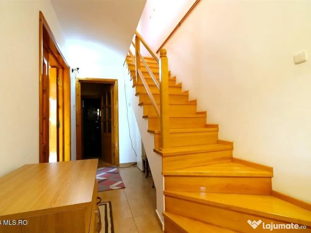 Ovidiu Sud, vila tip duplex P+1E, 140 mp utili, deschider...