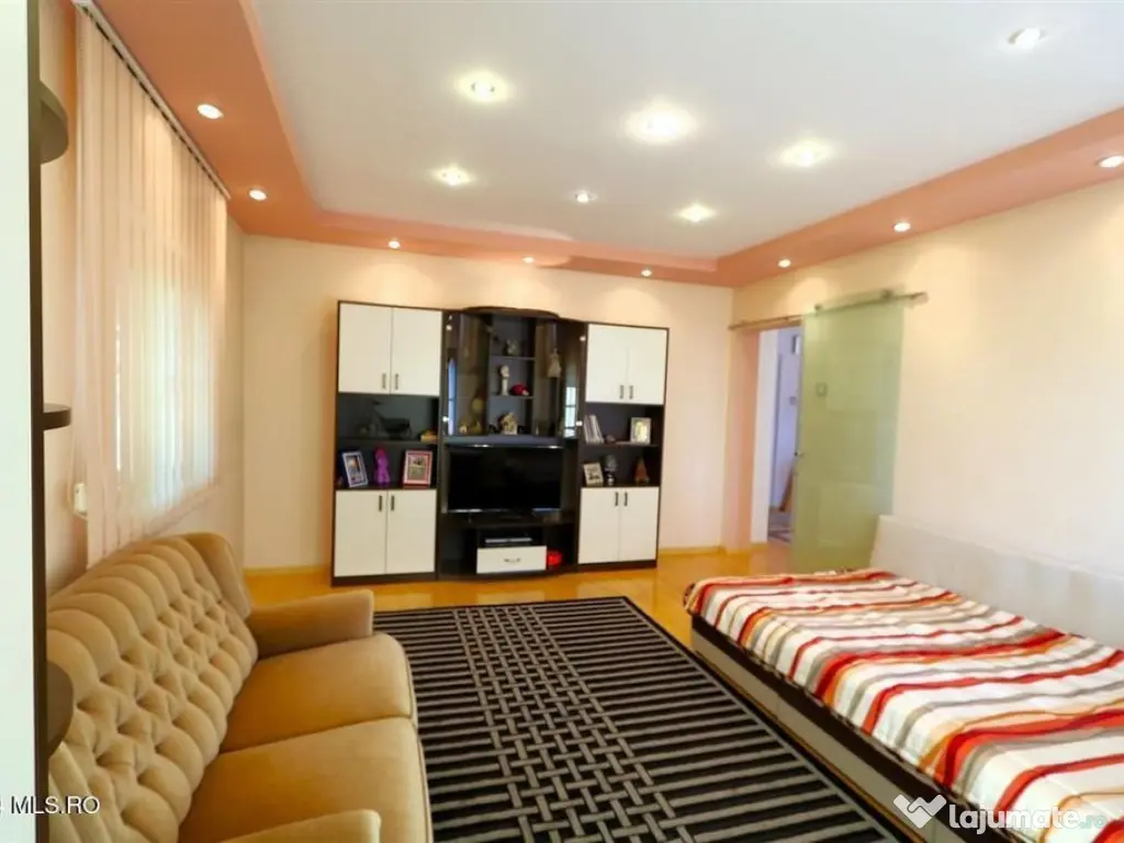 Ovidiu Sud, vila tip duplex P+1E, 140 mp utili, deschider...