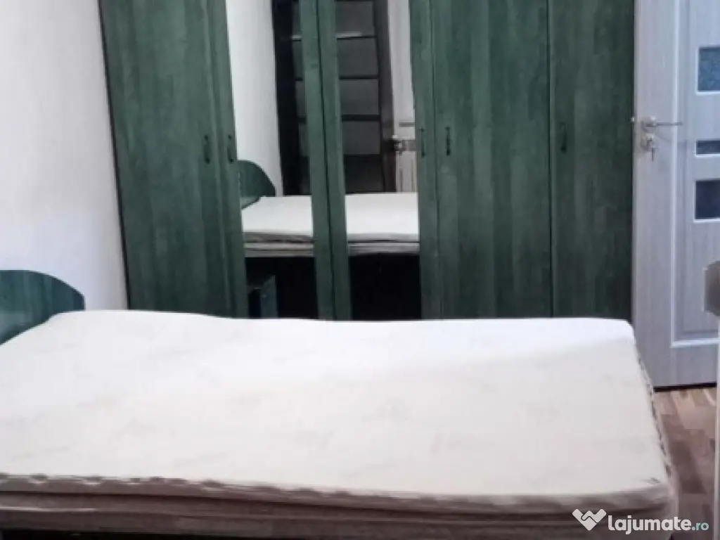 Apartament cu 3 camere, Cetate-Mercur 