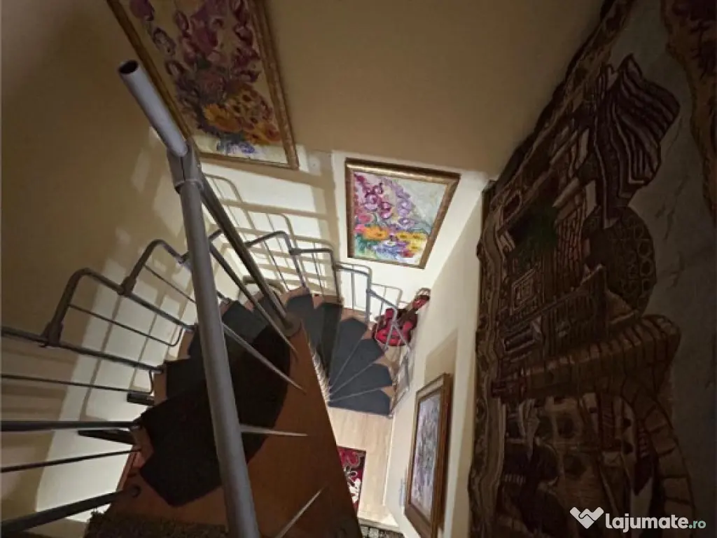 LAKESIDE HOME - Paleu