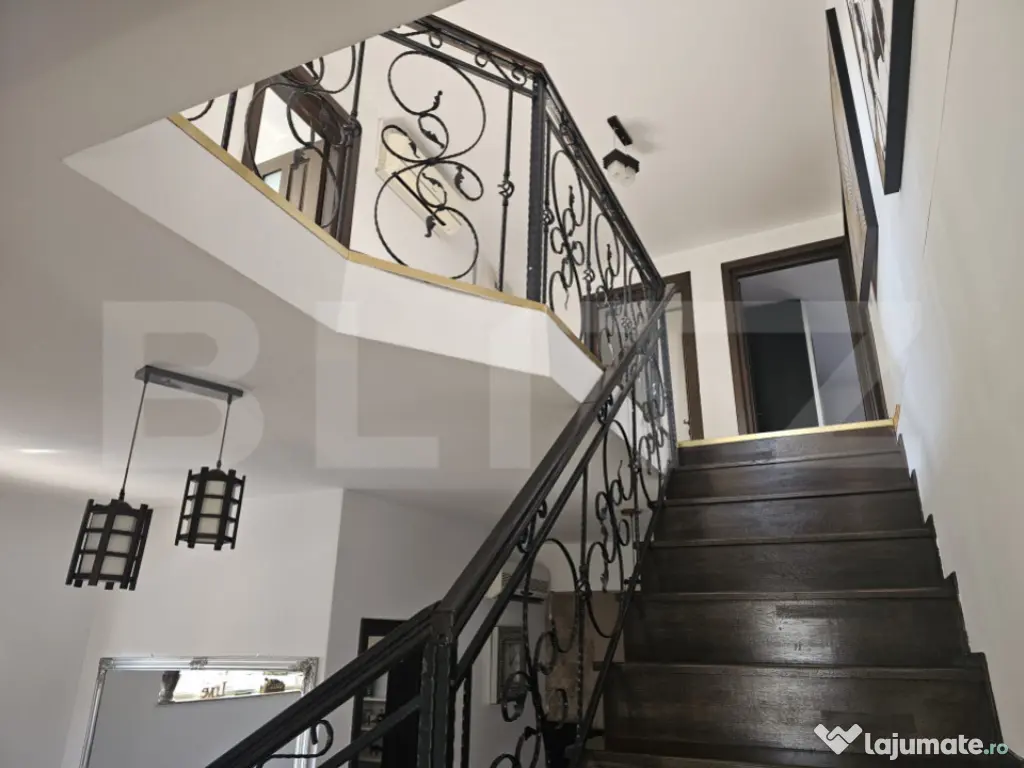 Acasă, în spatele parcului: casă inteligentă cu birou, t