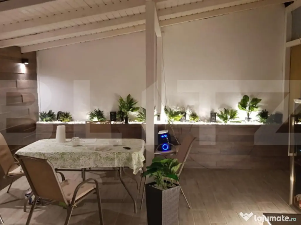 Acasă, în spatele parcului: casă inteligentă cu birou, t