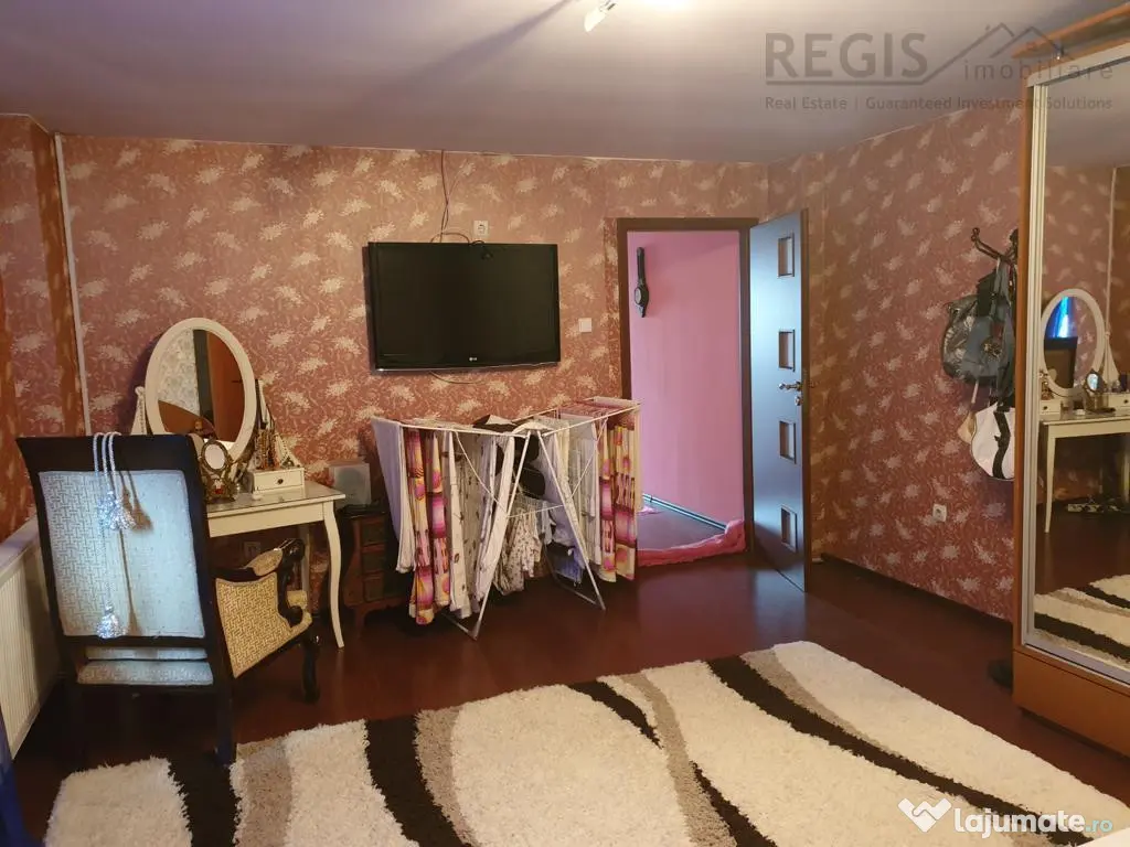 Vila 8 Camere si Curte – Spatiu Ideal pentru Familie Ma... 