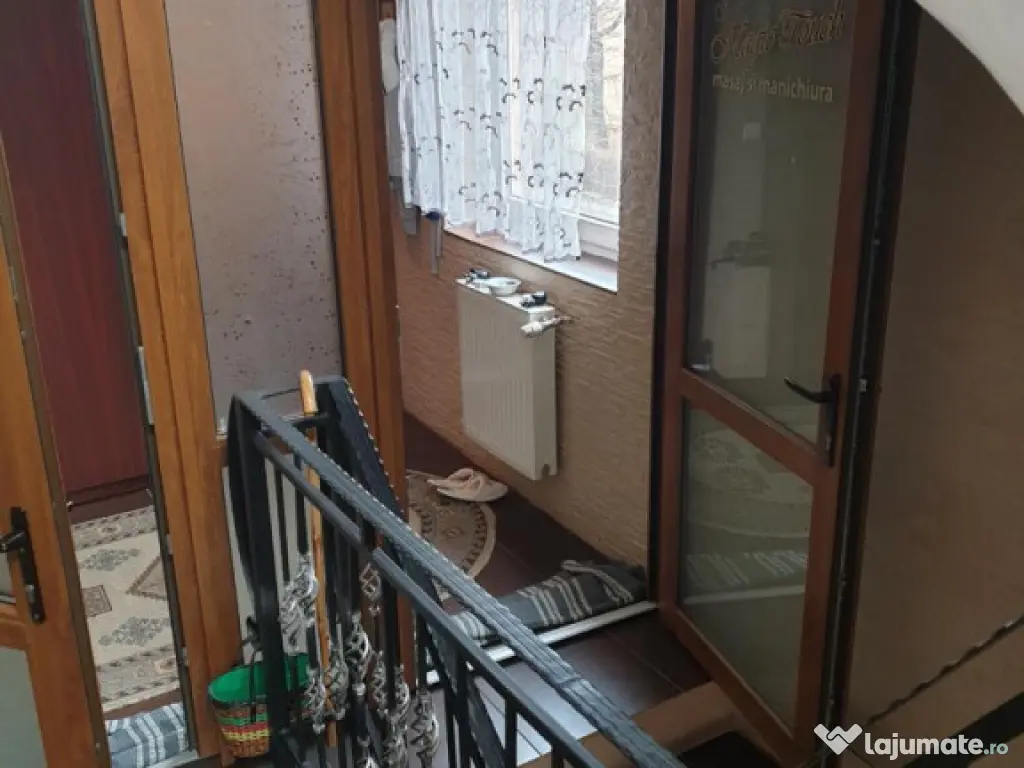 Vila cu 8 Camere in zona centrala Scriitorilor - Zizin 