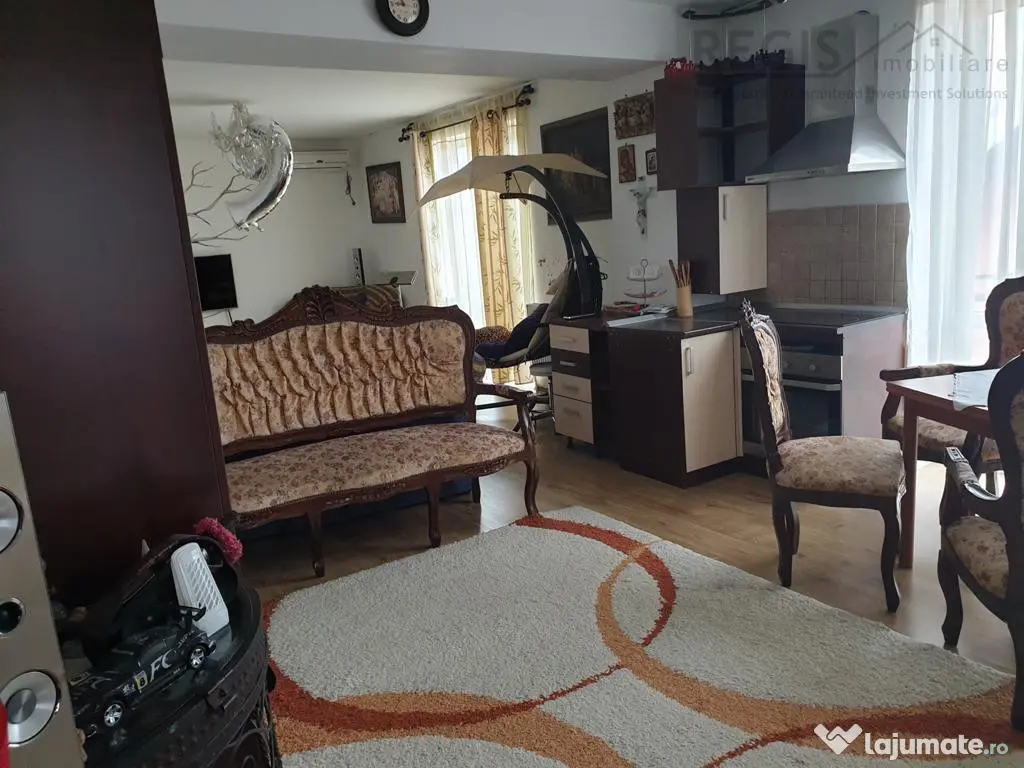 Vila cu 8 Camere in zona centrala Scriitorilor - Zizin 