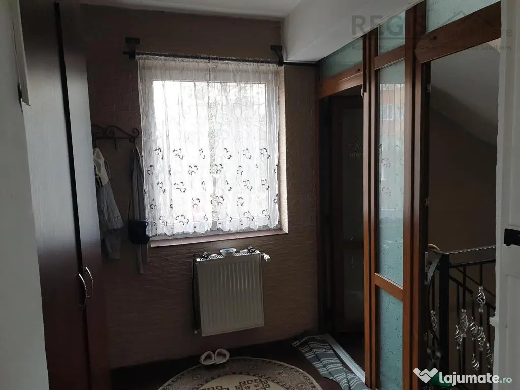 Vila cu 8 Camere in zona centrala Scriitorilor - Zizin 