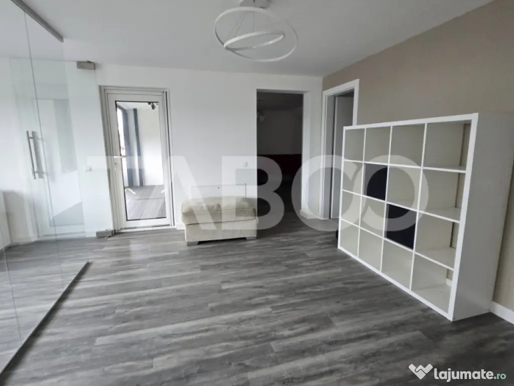 Casa 6 camere 3 bai 2 terase cartierul Dambul-Rotund in Cluj