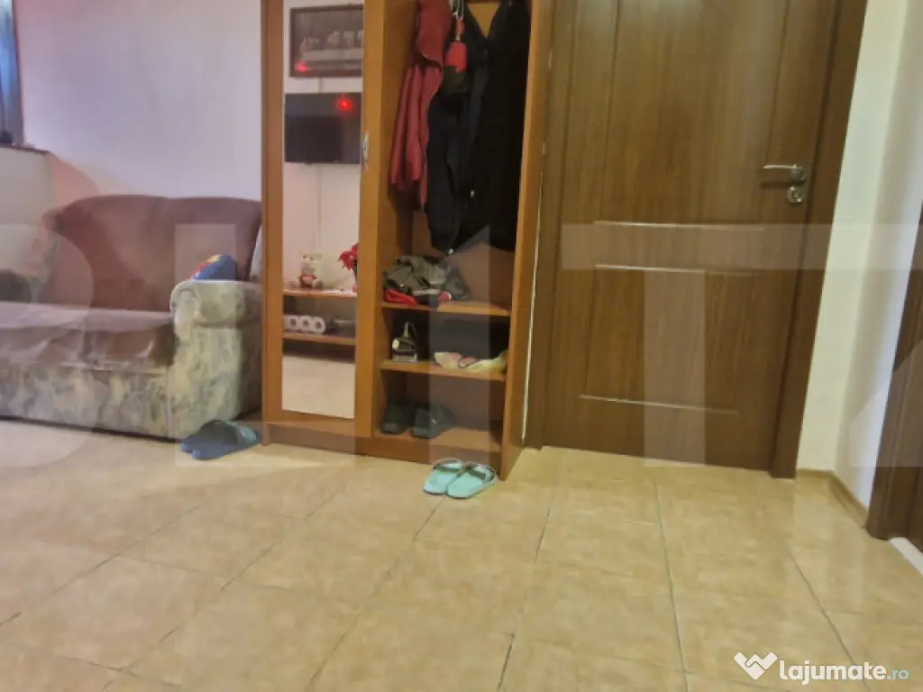 Apartament 4 camere decomandate, 66 mp utili, 2 balcoane spa