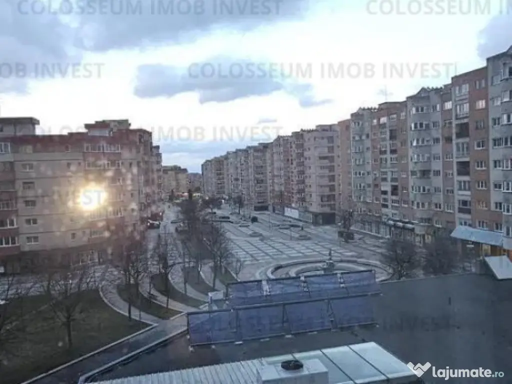 Apartament 2 camere semidecomandat - zona Racadau...