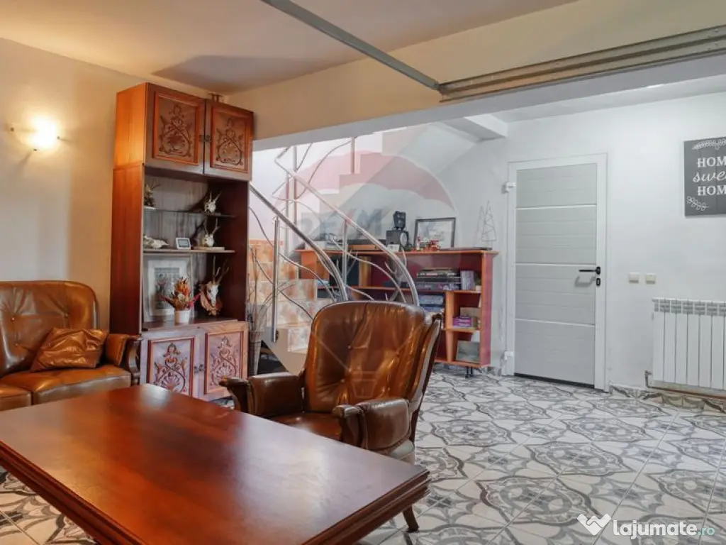 Casa/vila vânzare în Moieciu de jos, Sat. Drumul Carulu... 