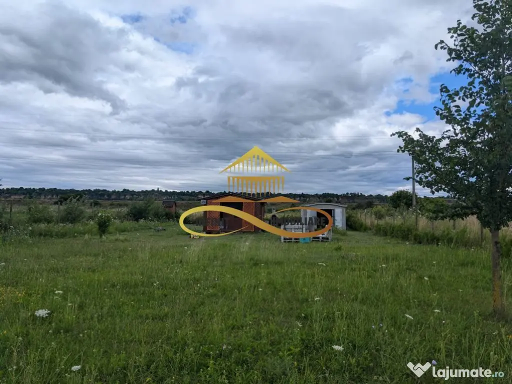 Teren cu Zonă Intravilană, Bacau-Lilieci, 1200 mp 