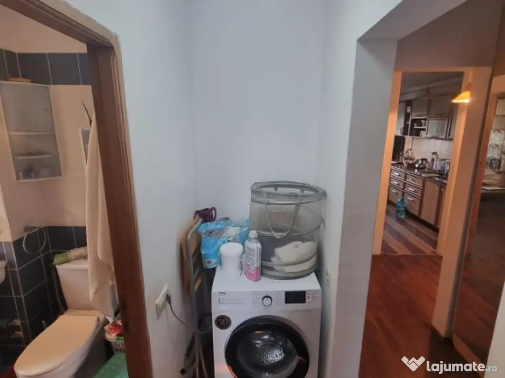 Faleza nord-apartament 4 camere decomandat cu gaze 